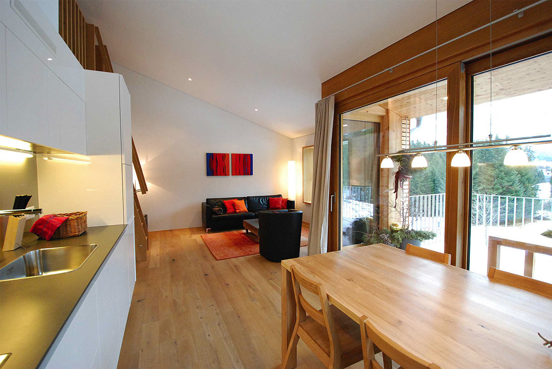 Offene Wohnküche Ferienwohnung Laina am See, Lenzerheide